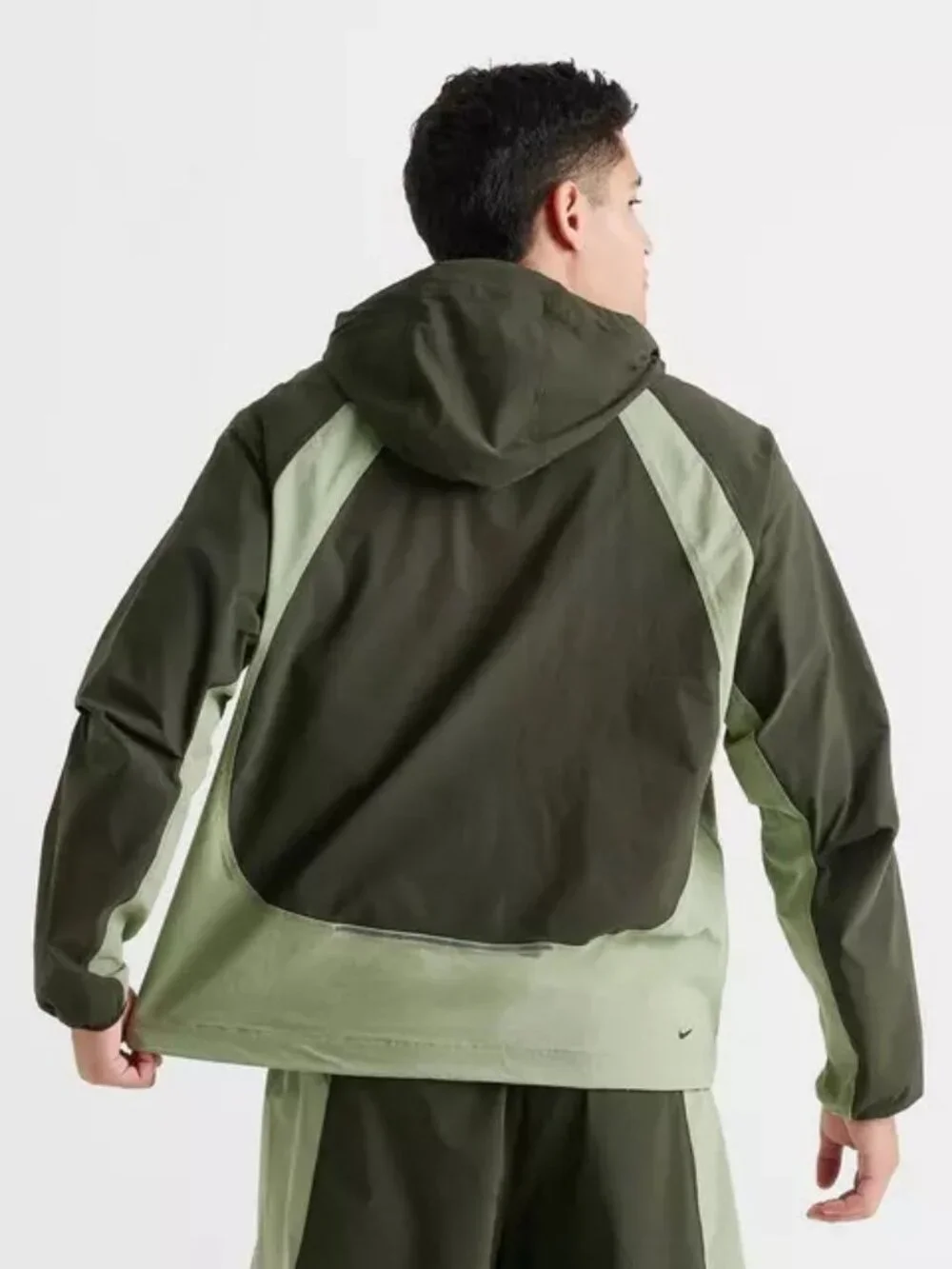 Men's Nike Tech Dri-FIT Woven Windrunner Hooded Jacket - Green IH8461-355